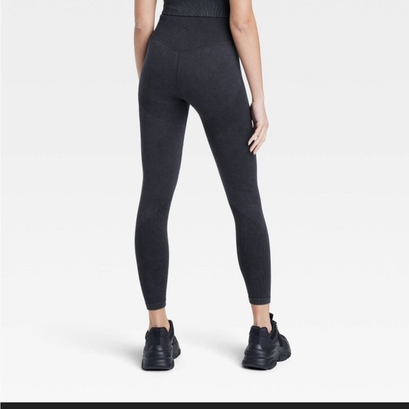 JoyLab Ribbed Workout Set - Picture 2 of 6